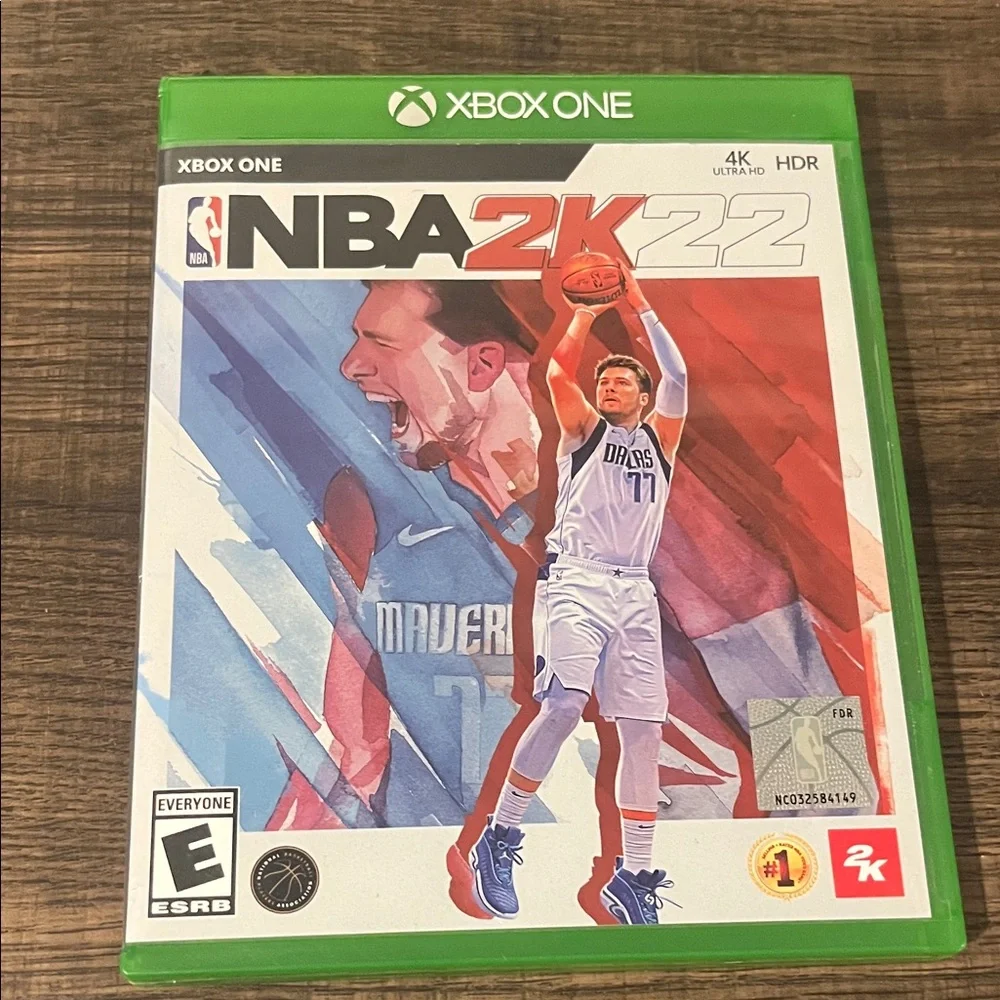 NBA 2K22 Xbox One Video Game 2K Sports Luka Dončić Cover EUC